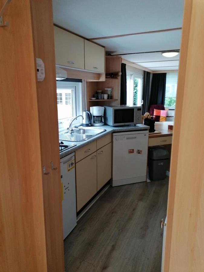 Chalet 4-6 Personen Epe F15 Van Alle Gemakken Voorzien Max Aantal Volwassen Personen Bedraagt 4 エクステリア 写真