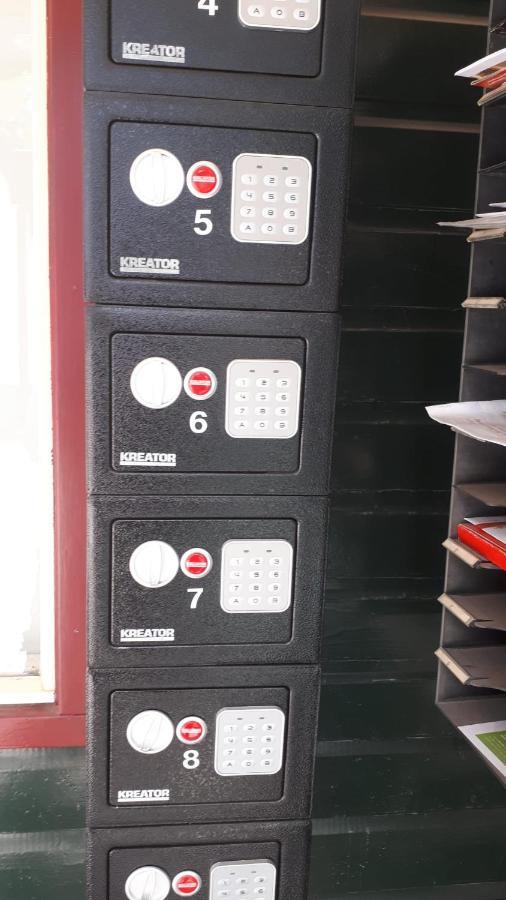 Chalet 4-6 Personen Epe F15 Van Alle Gemakken Voorzien Max Aantal Volwassen Personen Bedraagt 4 エクステリア 写真